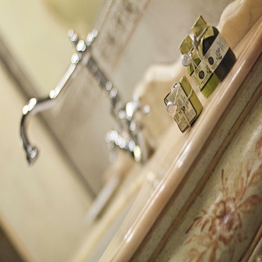 Relais La Corte Dei Papi Cortona Room photo